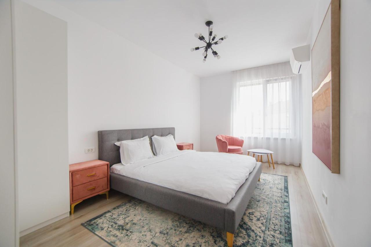 Perfect Harmony At Eas Residence Oradea Exterior photo