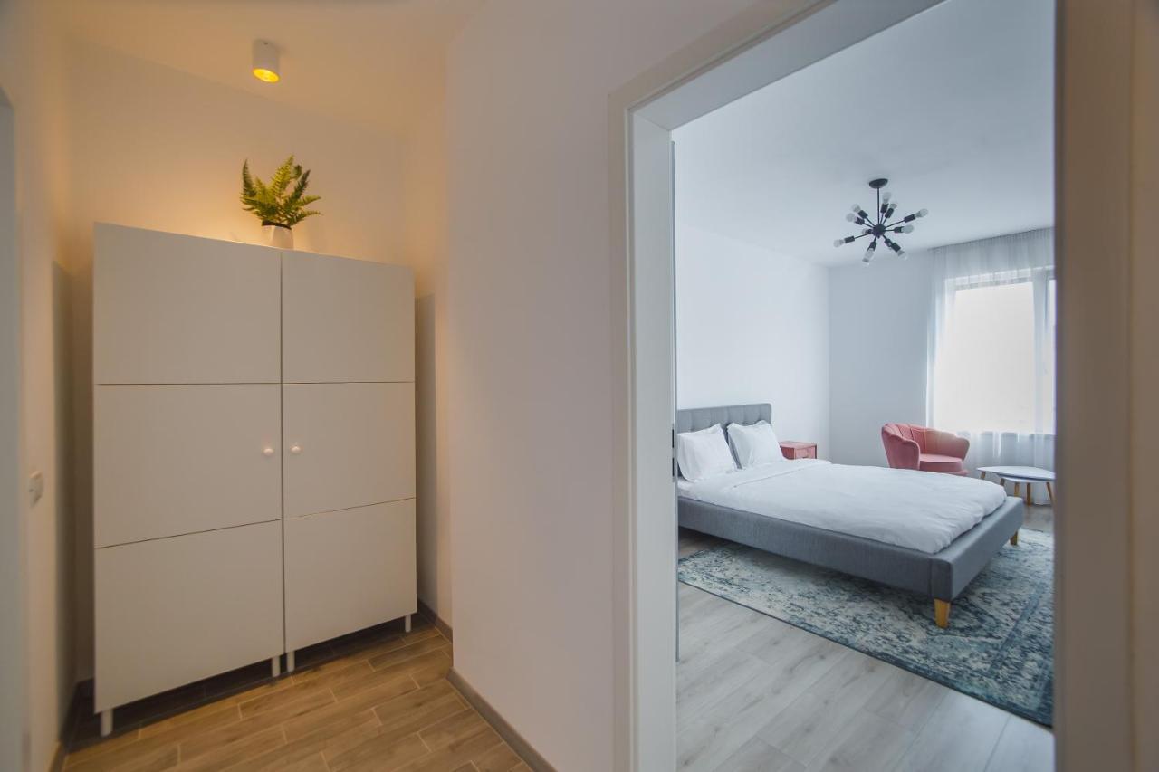 Perfect Harmony At Eas Residence Oradea Exterior photo