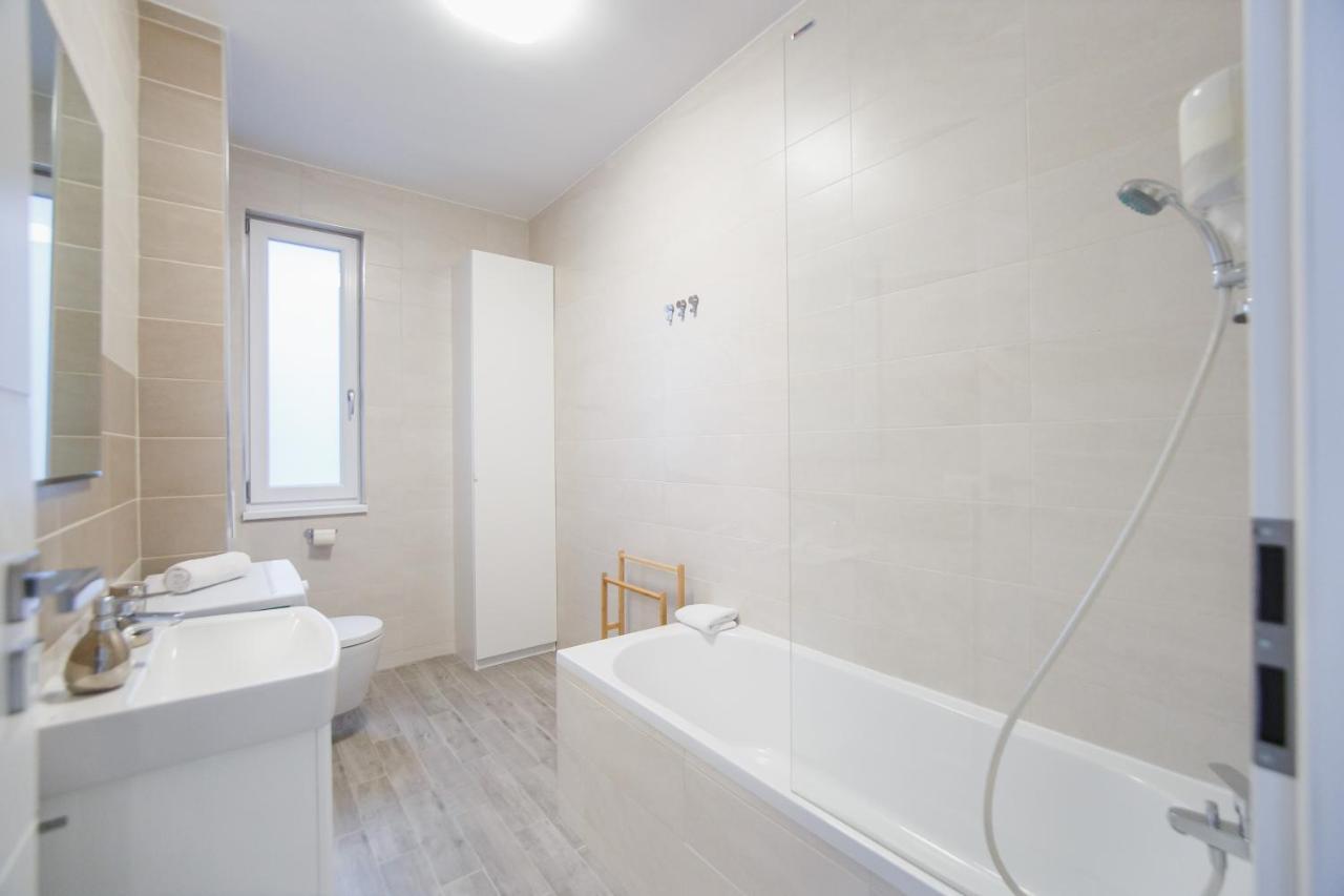 Perfect Harmony At Eas Residence Oradea Exterior photo